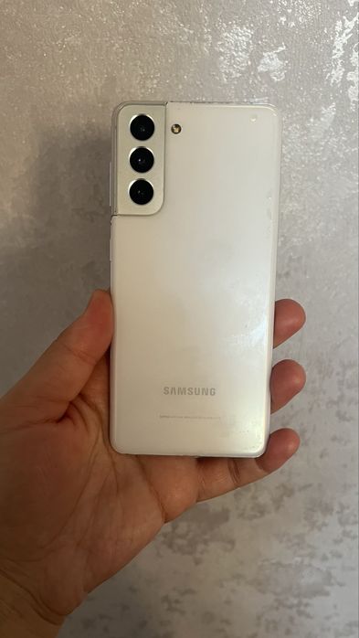 Продаетя телефон