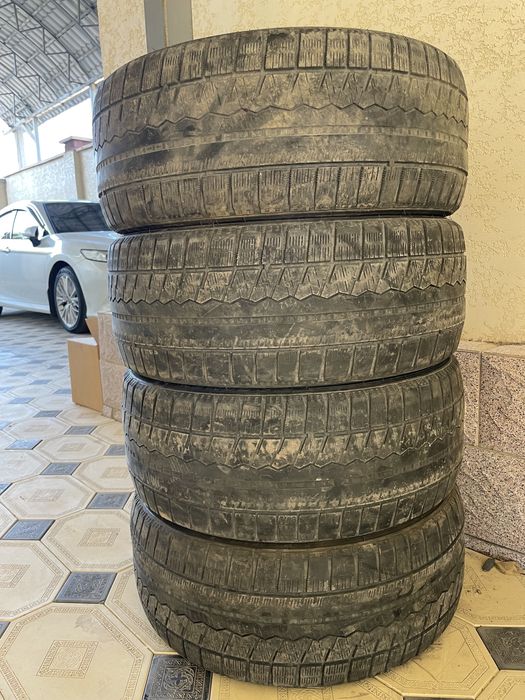 Зииние шины 235-45/18 комплект