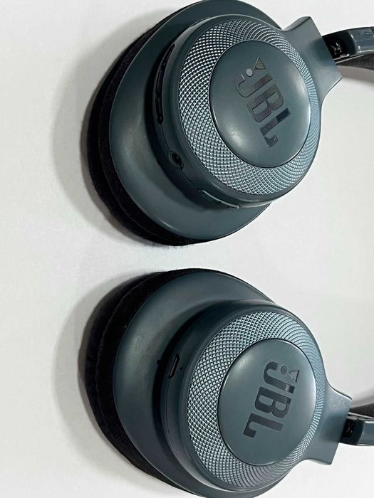 Безжични слушалки JBL E65 BT NC