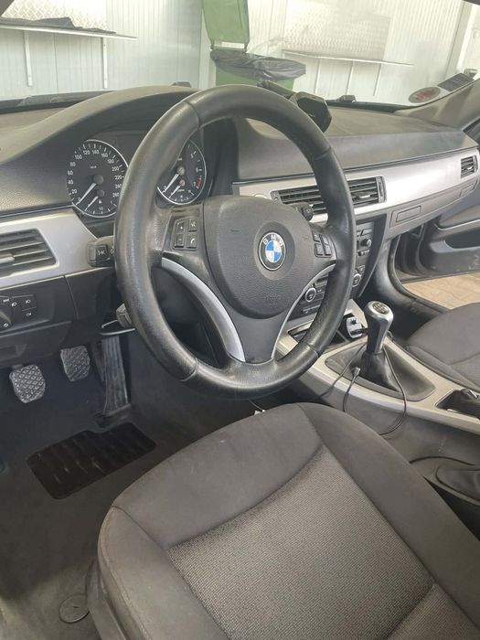 BMW E91 318i 2007