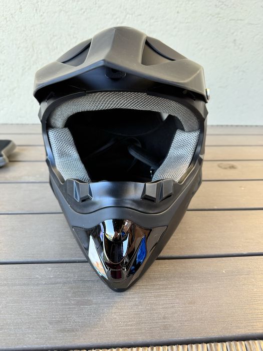 Casca cross trotineta atv , marimea 52-59 cm , NOU