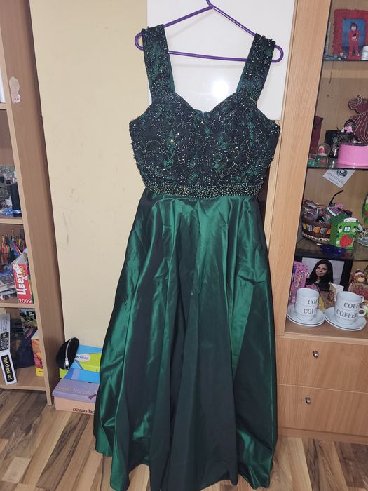 Официална рокля номер 46