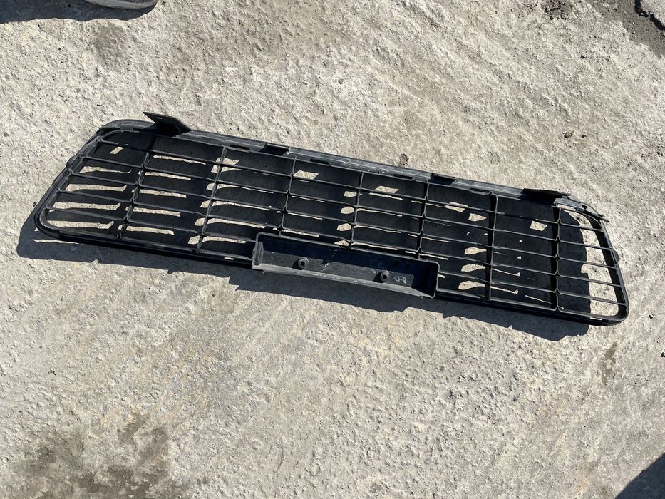 Решетка за Toyota Hilux 2015-