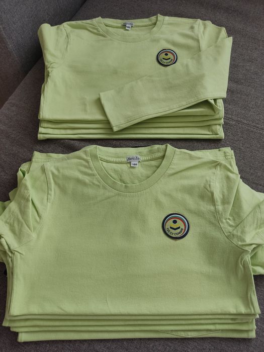 10 бр. тениски униформа 125 СУ "Боян Пенев", 146