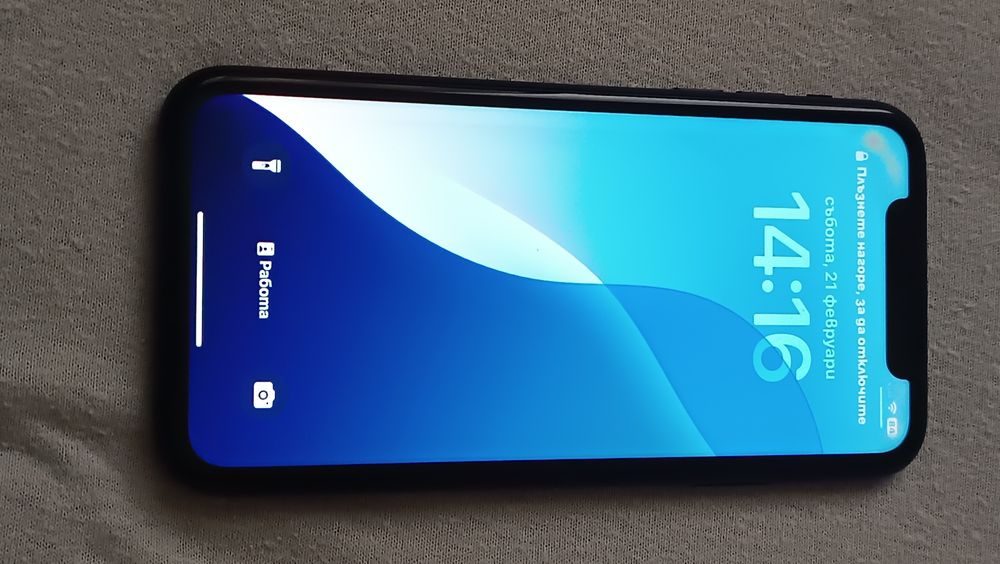 iPhone XR,64 GB,отключен