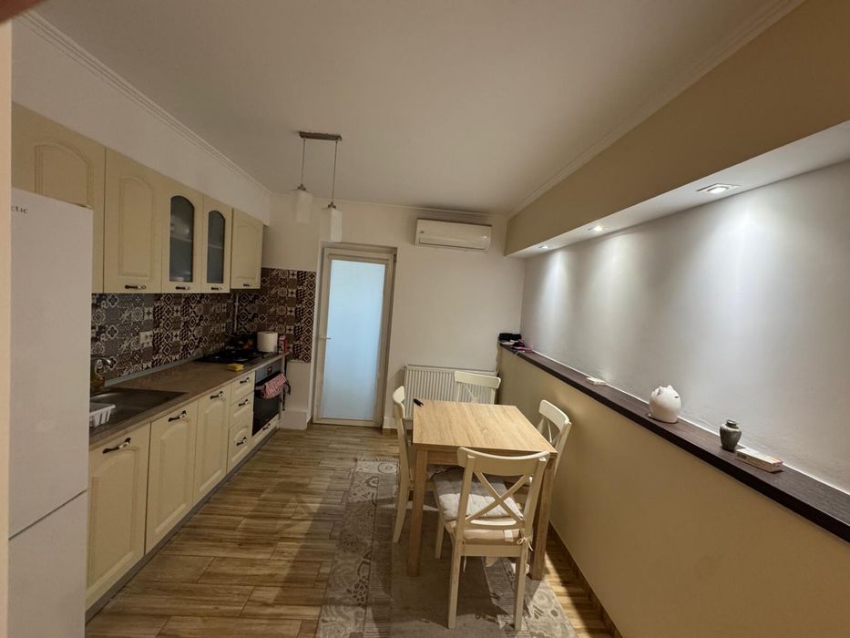 Proprietar, vând apartament 2 camere, strada Primăverii (Manastur).