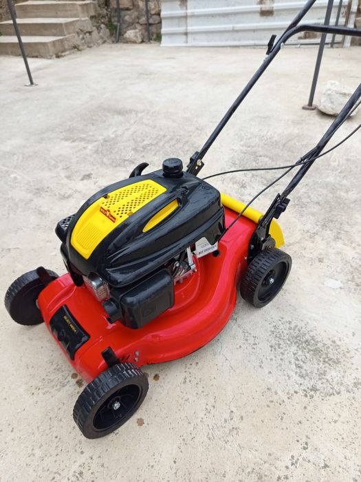 Самоходна четиритактова косачка Wolf Graden