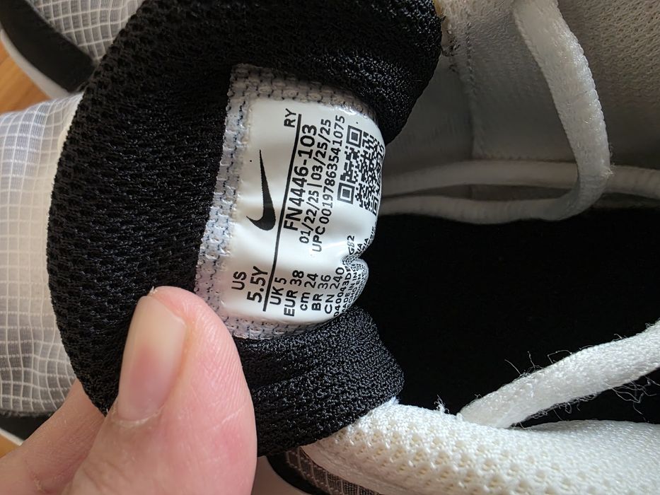 Nike Air Max маратонки за тинейджър 38 размер