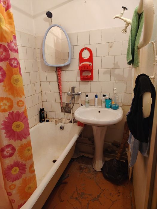 Продам 3ком квартиру в районе Северного