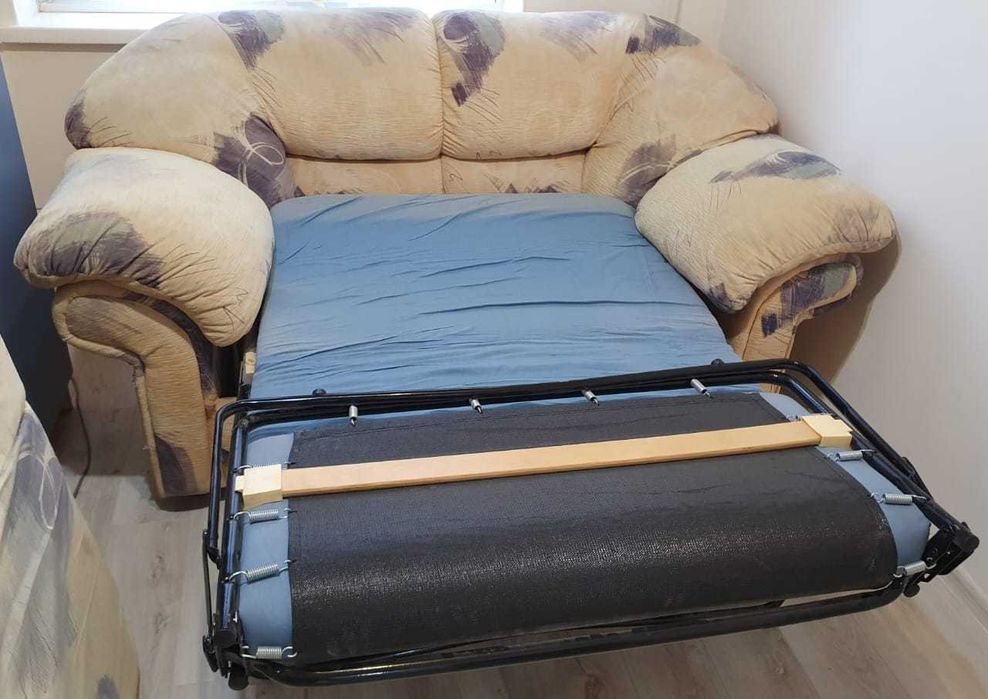 Диван б/у в хорошем состоянии