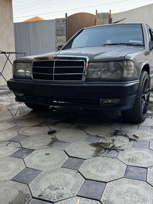 Срочно продам Мерседес 190