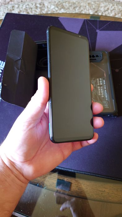 Vând Asus Rog Phone 6