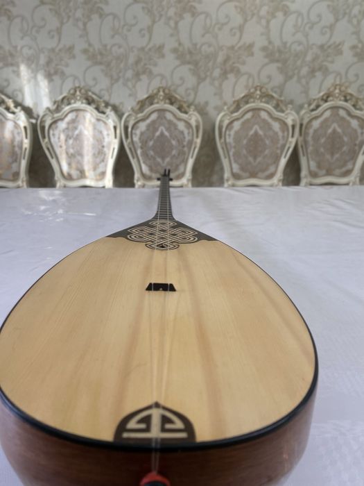 Домбыра сатылады