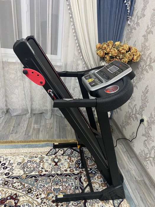 Беговая дорожка б/у продам