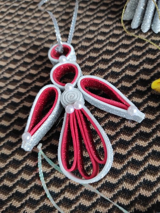 Новогодние ёлочные игрушки