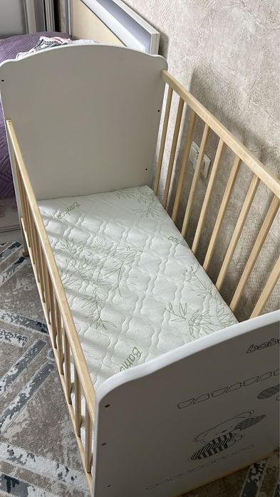 Детская кроватка