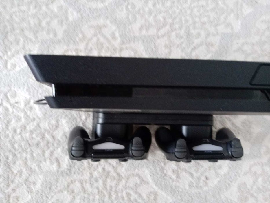 Ps4 slim на 1tb с играми