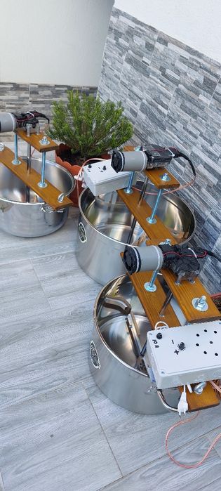 Amestecator automat cu oala de inox pentru: gemuri, zacusca, bulion, ketchup, jumer etc