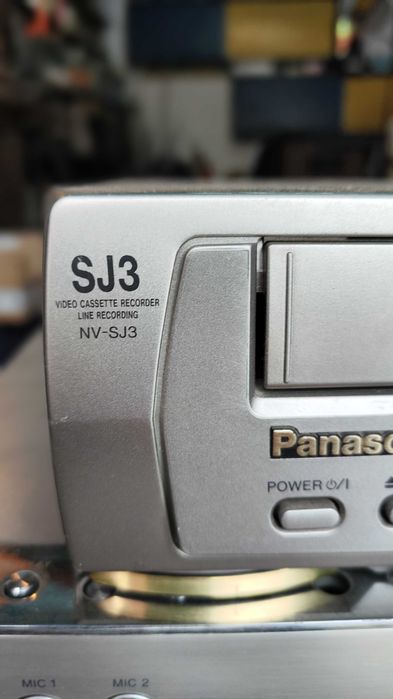 Телевизор, DVD плеер, VHS-проигрыватель