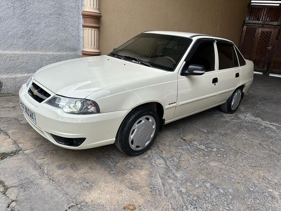 Nexia 2 1.6 lux konditsaner srochna sotiladi