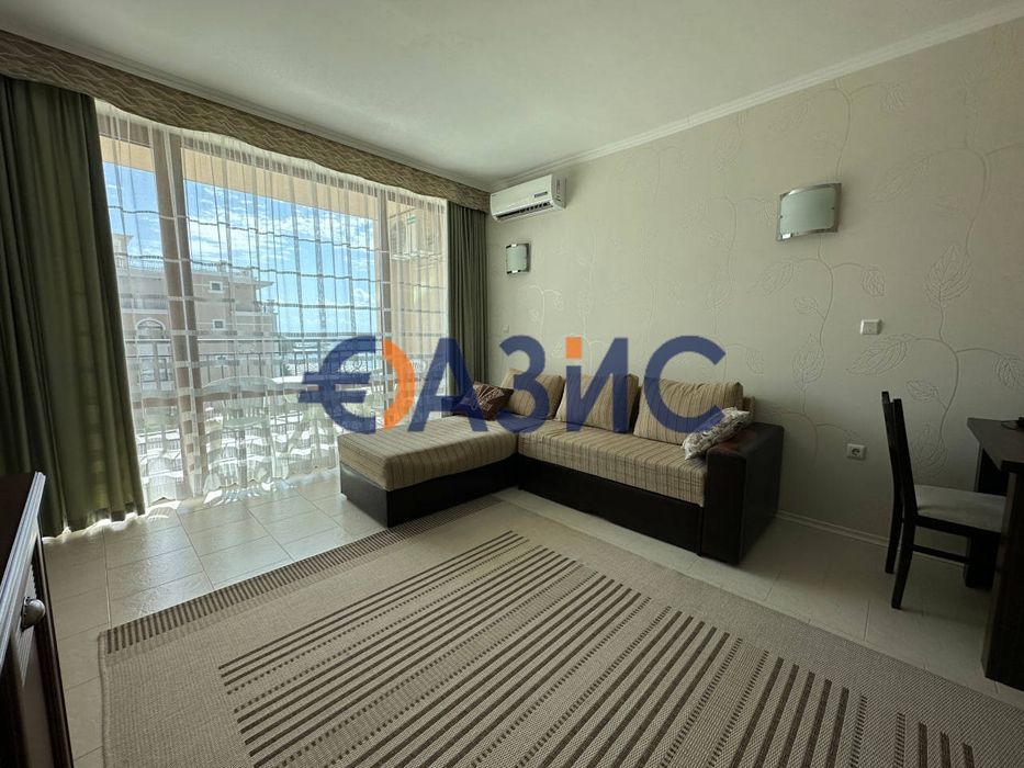 Продава се Двустаен апартамент в Свети Влас - 90 кв.м за 956 €/кв.м - Снимка #3