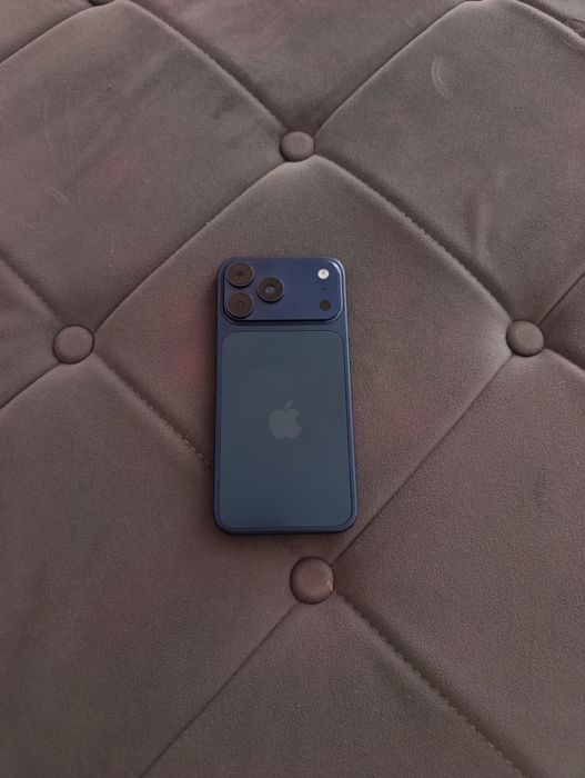 Iphone 17 pro max 1 Tb ( андроид)