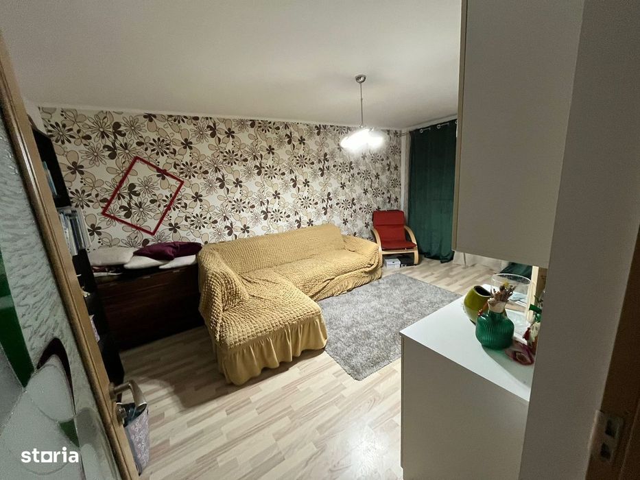 Apartament  3 camere -Zona Sud - 70 mp  - 78000 euro  negociabil