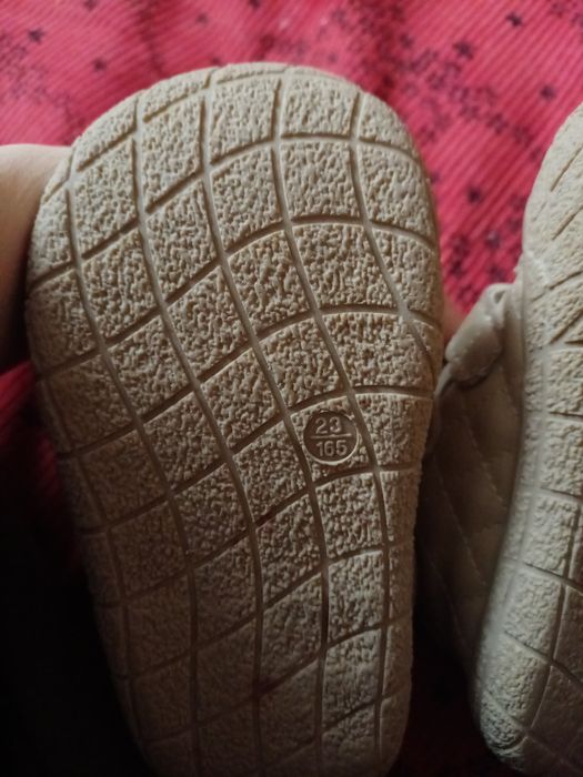 За все 70 000 Детская обувь  в хорошем состоянии