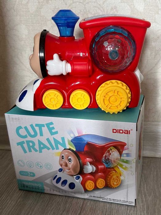 Игрушка Паровозик Томас с проектором свет + музыка