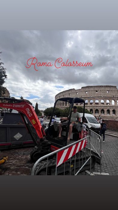 închiriez miniexcavator/Servici excavator