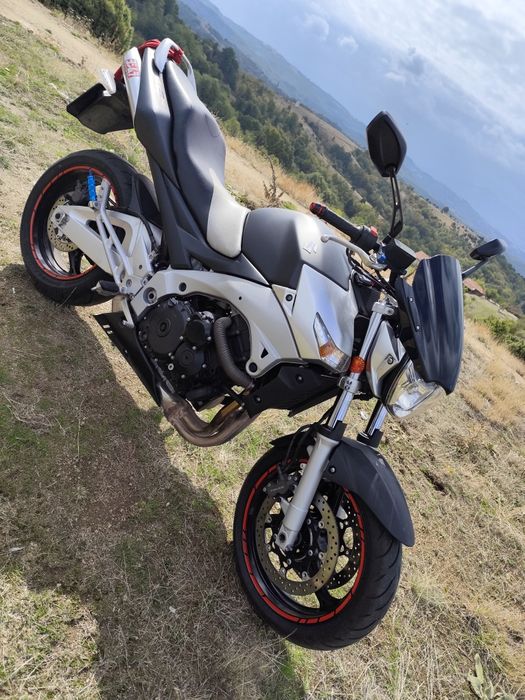 Suzuki GSR 600  2006 г.