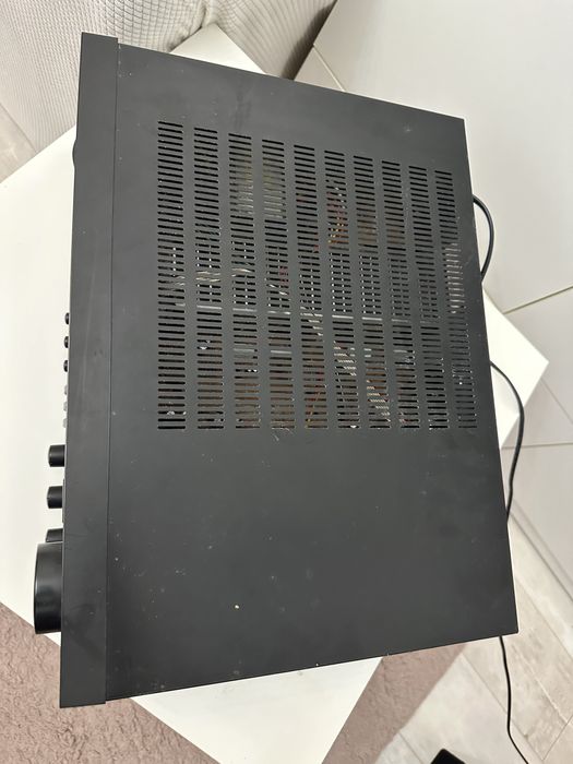 Stație amplificare DEFECTĂ . Harman kardon .