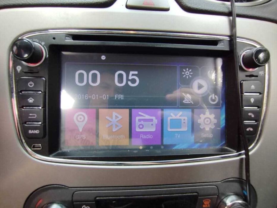 FORD Focus 2010 — imagine 5