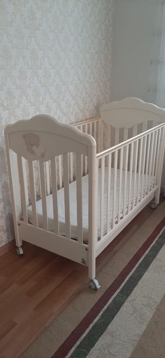 Кроватка детская
