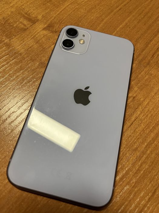 Продам iPhone 11