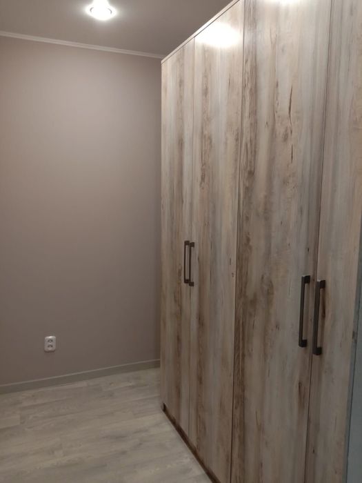 Продам шкаф