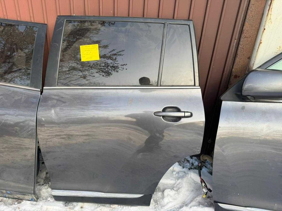Двери Toyota Highlander