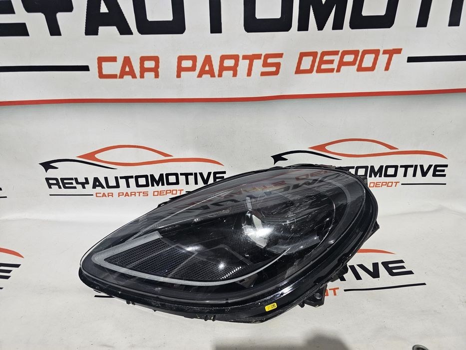 Far stanga matrix led Porsche Macan dupa 2018 cod 95B941015J
