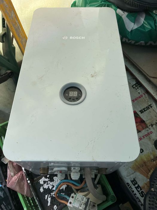 Centrală electrică Bosch Tronic 9 kW – Alimentare 220V (Monofazat)