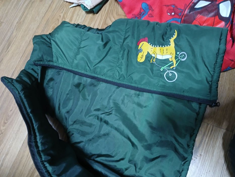 Donez haine pentru copii