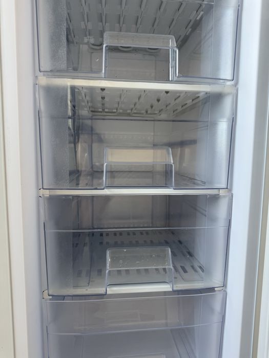 Морозильник Бирюса