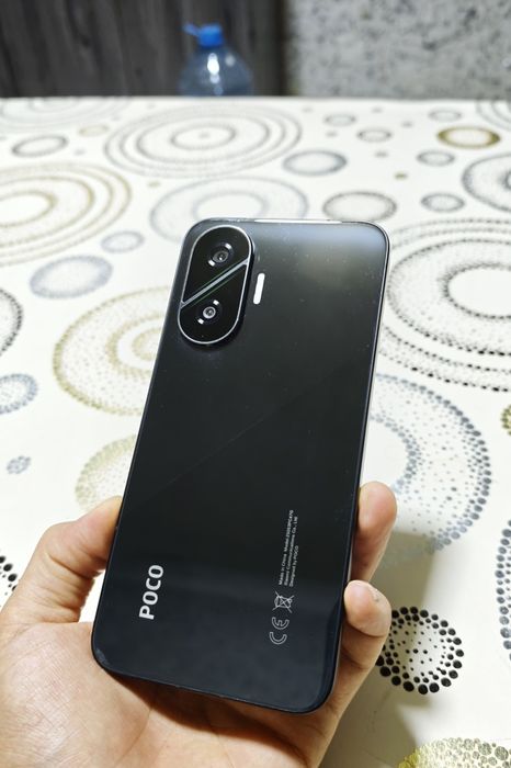 Poco F7 12/256gb