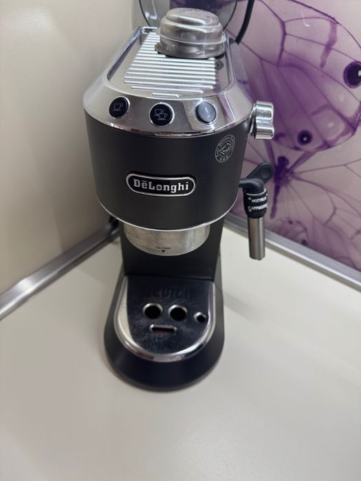 Кафе машина Делонги