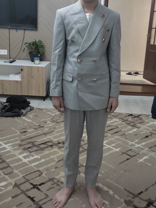 Костюм троика серый