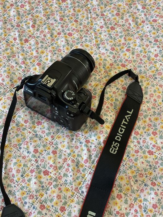 фотоаппарат Canon EOS 1100D