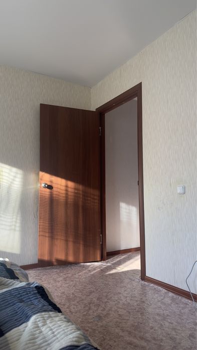 Двери межкомнатные продам