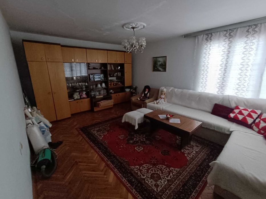 Продава се Къща в с. Гецово, Област Разград - 238 кв.м за 386 €/кв.м - Снимка #14