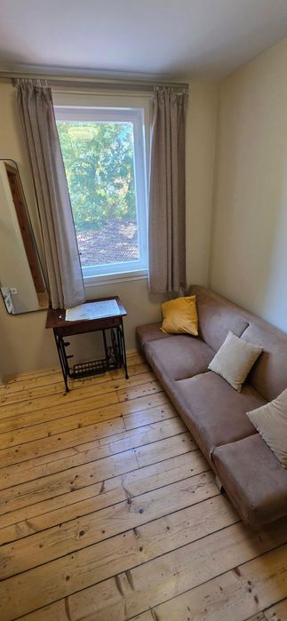 Дава се под наем Етаж от къща в Пловдив, Център - 80 кв.м за 484.5 € - Снимка #2