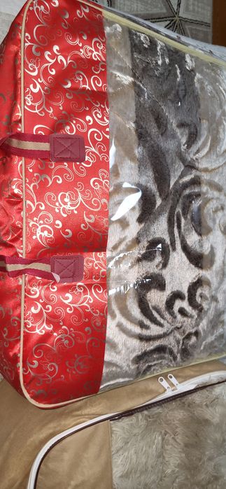 Новое одеяло мягкое шикарное