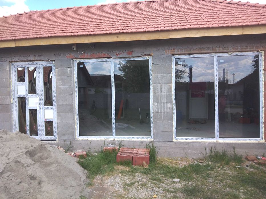 Ferestre și uși termopan